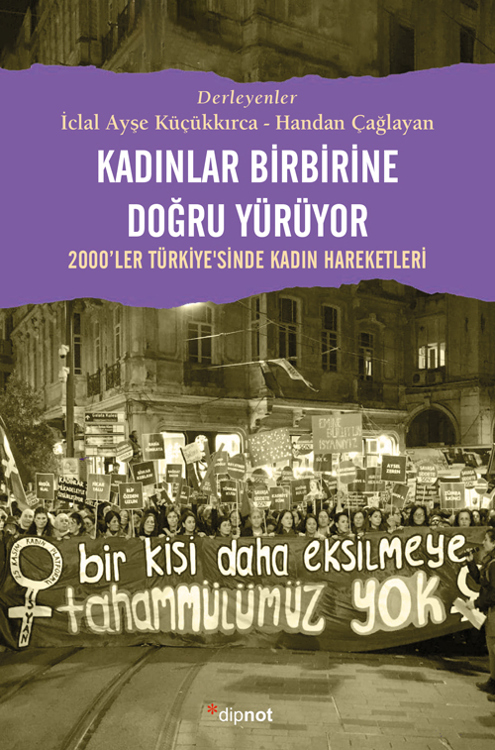 Kadınlar Birbirlerine Doğru Yürüyor